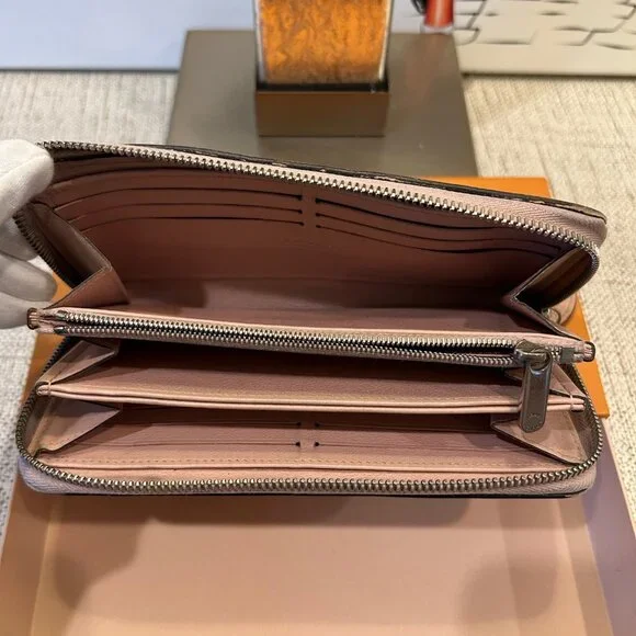 Louis Vuitton Pink Jasmin Mahina Leather Zip Around Wallet - Picture 9 of 12